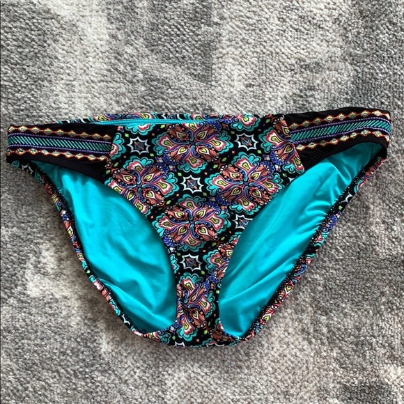 💕HP💕Nanette Lepore Paloma charmer hipster bottoms - Picture 3 of 9